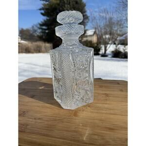 Antique American Brilliant Cut Glass Crystal Decanter & Stopper - Heavy 9.25"